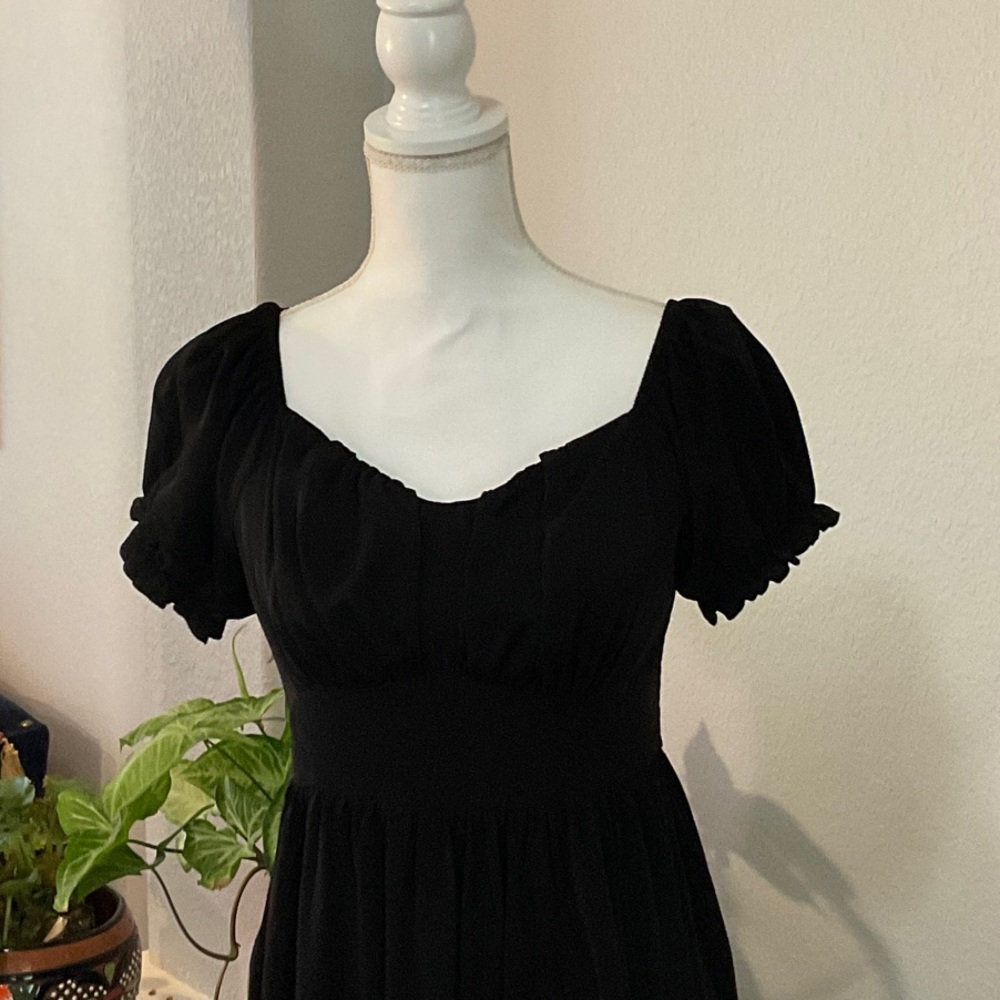 Chic Black Midi Dress